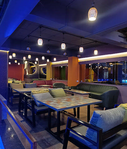 Dakkhan Drink:Dance:Dine