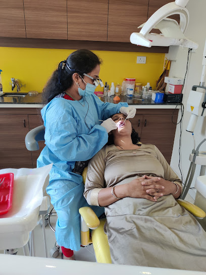 Dr.Poonam Zanwar's SmileCure Dental Clinic