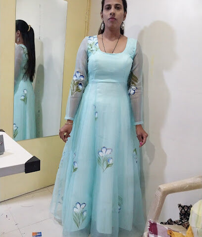 Garvi Kurti & Boutique