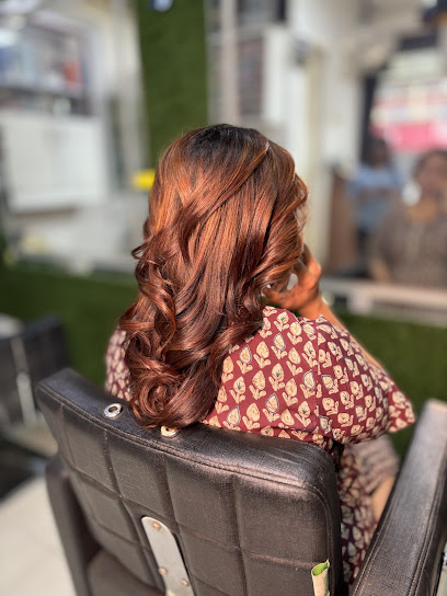 Lady Care Makeover Sstudio & Institute