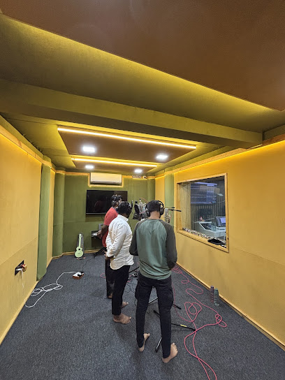 SNOWBERRY MUSIC STUDIO